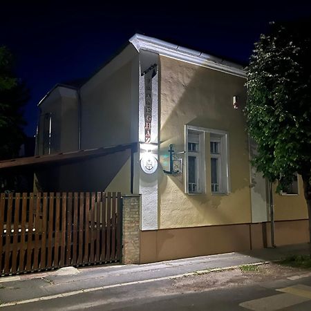 Вілла Abigel Vendeghaz Кестхей Екстер'єр фото